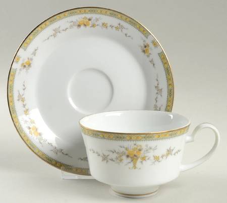 Romi Flat Cup & Saucer Set