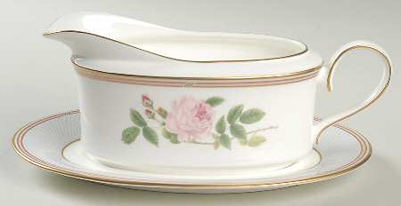 Royal Passion Gravy Boat & Underplate