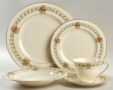 Rose Point 5 Piece Place Setting