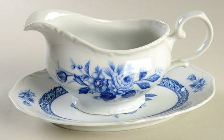 Rosalie Gravy Boat & Underplate