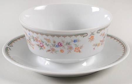 Rosamond Gravy Boat with Attached Underplate