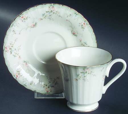 Footed Cup & Saucer Set