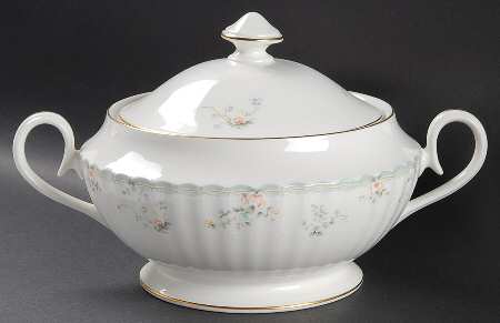 Roselle Round Covered Vegetable by Mikasa