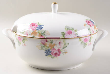 Rosemead 2 Quart Oval Covered Casserole