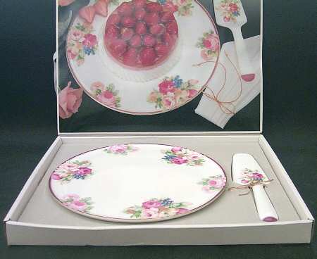 Rosemead Cake Plate & Solid Ceramic Server Set (Boxed)