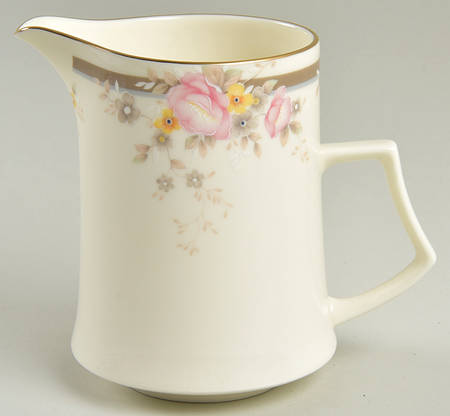 Rosette Creamer