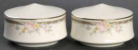 Rosette Salt & Pepper Set