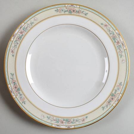 Roseville Salad Plate