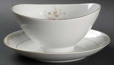 Rosewood Gravy Boat with Attached Underplate