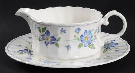 Rotunda Round Gravy Boat & Underplate (Salad Plate)