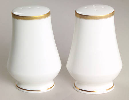 Royal Villa Salt & Pepper Set