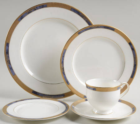 Royal Villa 5 Piece Place Setting