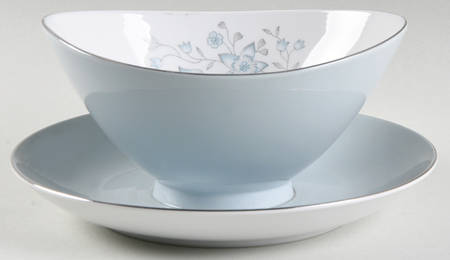 Royal Gravy Boat with Attached Underplate