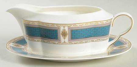 Rue Royale Gravy Boat & Underplate