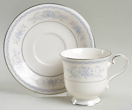 Sabrina Footed Cup & Saucer Set
