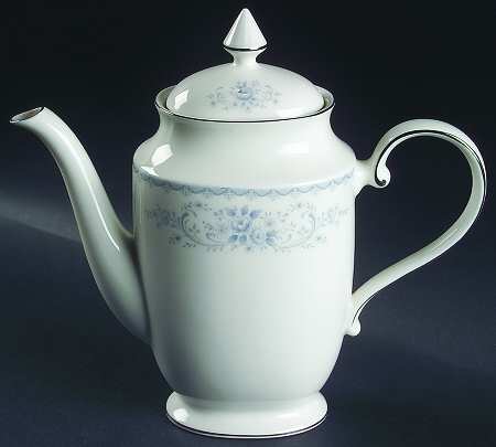 Sabrina Coffee Pot & Lid