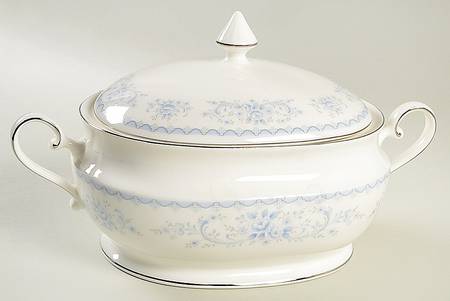 Sabrina Oval Covered Vegetable