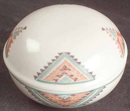 Santa Fe Round Box & Lid