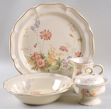 Samantha 5 Piece Hostess Set