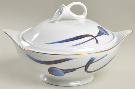 Sapphire Silhouette Round Covered Vegetable