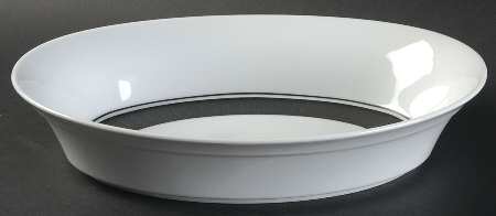 Saturn 10" Oval Vegetable Bowl