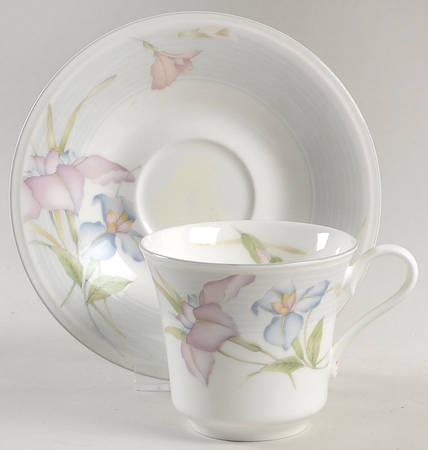 Sea Flower Flat Cup & Saucer Set