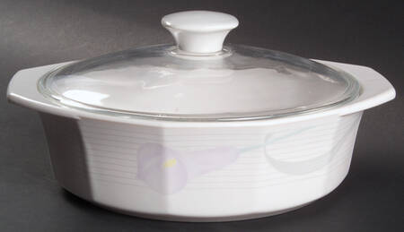 Serenade Lavender 1 Pt Round Covered Casserole