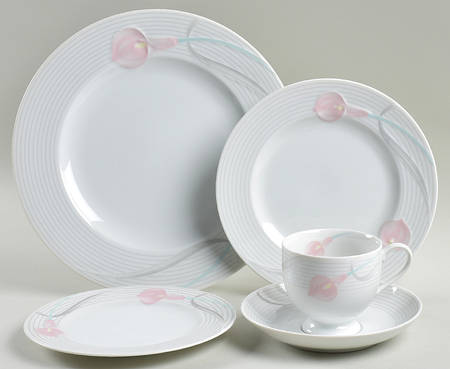 Serenade Pink 5 Piece Place Setting