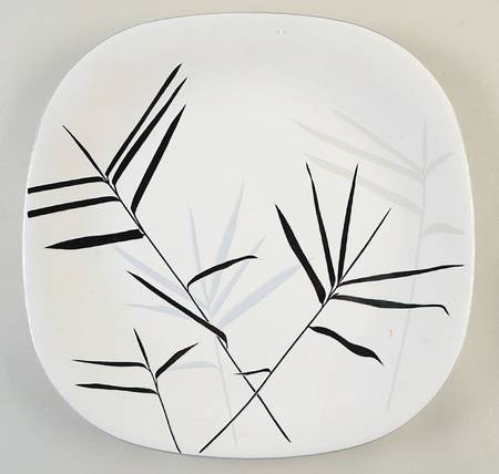 Serenity 12" Chop Plate (Round Platter)