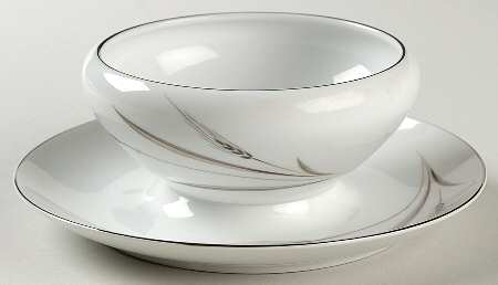 September Song Round Gravy Boat/Attached Underplate
