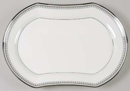 Seville (Black Border) 14" Oval Serving Platter