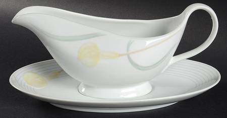 Serenade Yellow Gravy Boat & Underplate