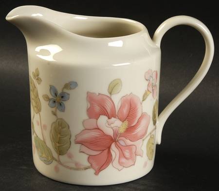 Shalimar Creamer