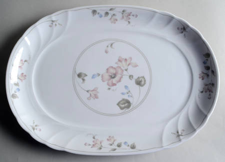Shelburn 14" Oval Serving Platter