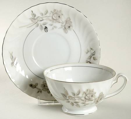Shelburne Footed Cup & Saucer Set
