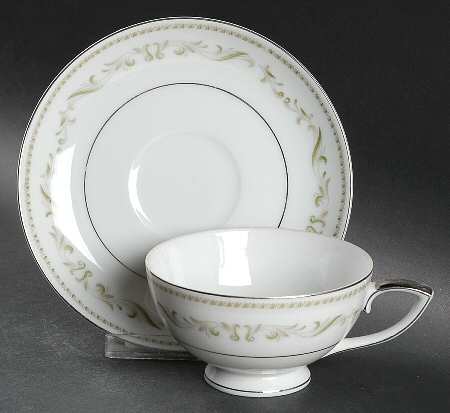 Shelley Footed Cup & Saucer Set