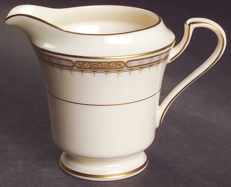 Sheraton Creamer