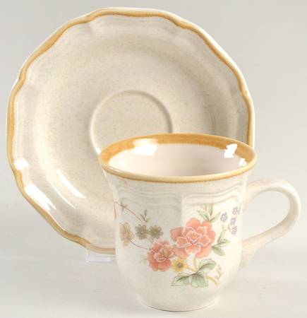 Silk Bouquet Flat Cup & Saucer Set