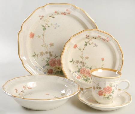 Silk Bouquet 5 Piece Place Setting