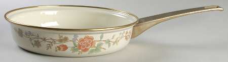 Silk Bouquet 9" Metal Skillet