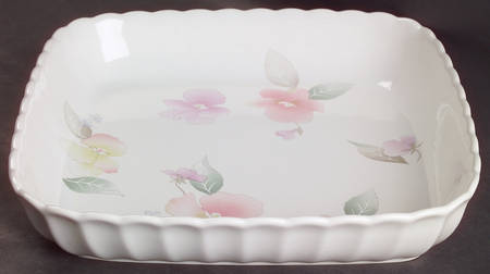 Silk Blossoms 10" Square Baker