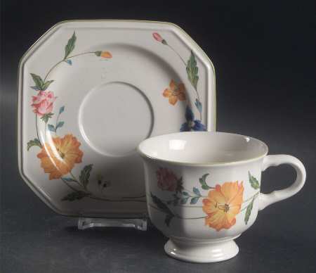 Sidewalk Cafe Footed Cup & Saucer Set