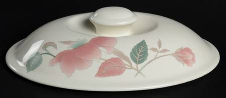 Silk Flowers Lid for 1.5 Quart Oval Covered Casserole