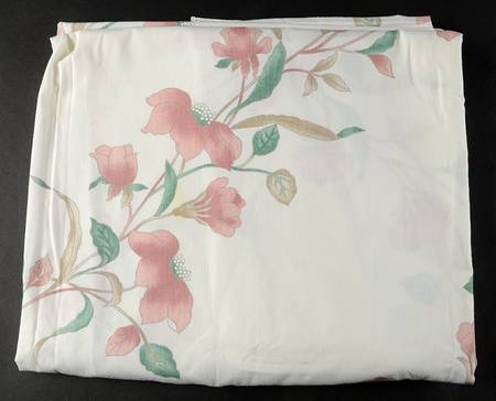 Silk Flowers Rectangular Tablecloth 60" X 102"