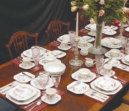 Silk Flowers 61 Piece Estate Set