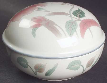 Silk Flowers 4" Round Box & Lid