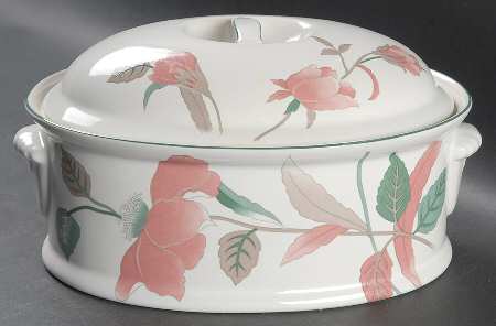 Silk Flowers 1.5 Quart Oval Covered Casserole