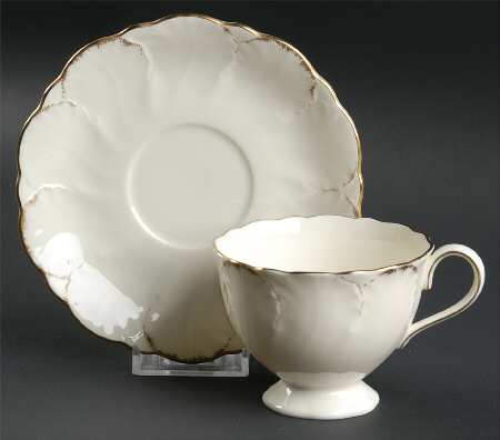 Simply Gold Footed Cup & Saucer Set