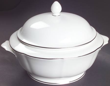 Silver Moon Round Covered Vegetable