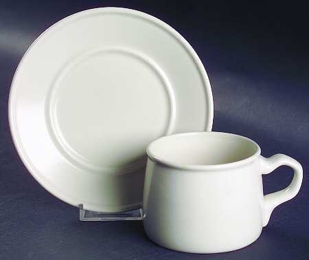 Snow Flat Cup & Saucer Set